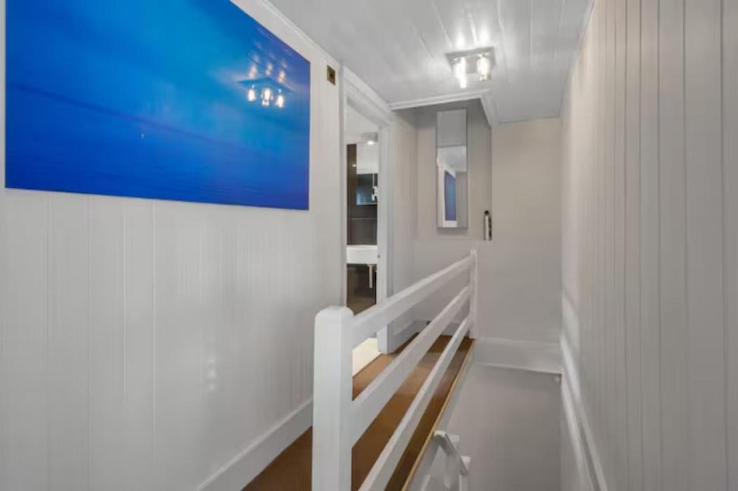 Two Bedroom Private Cottage With Private Parking Just By The Sea Herne Bay Exterior photo